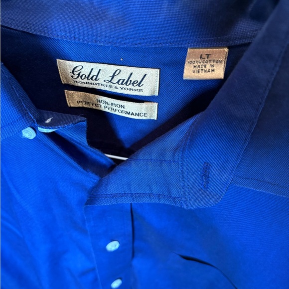Casual Blue Button Down Shirt with Classic Collar - Picture 4 of 4